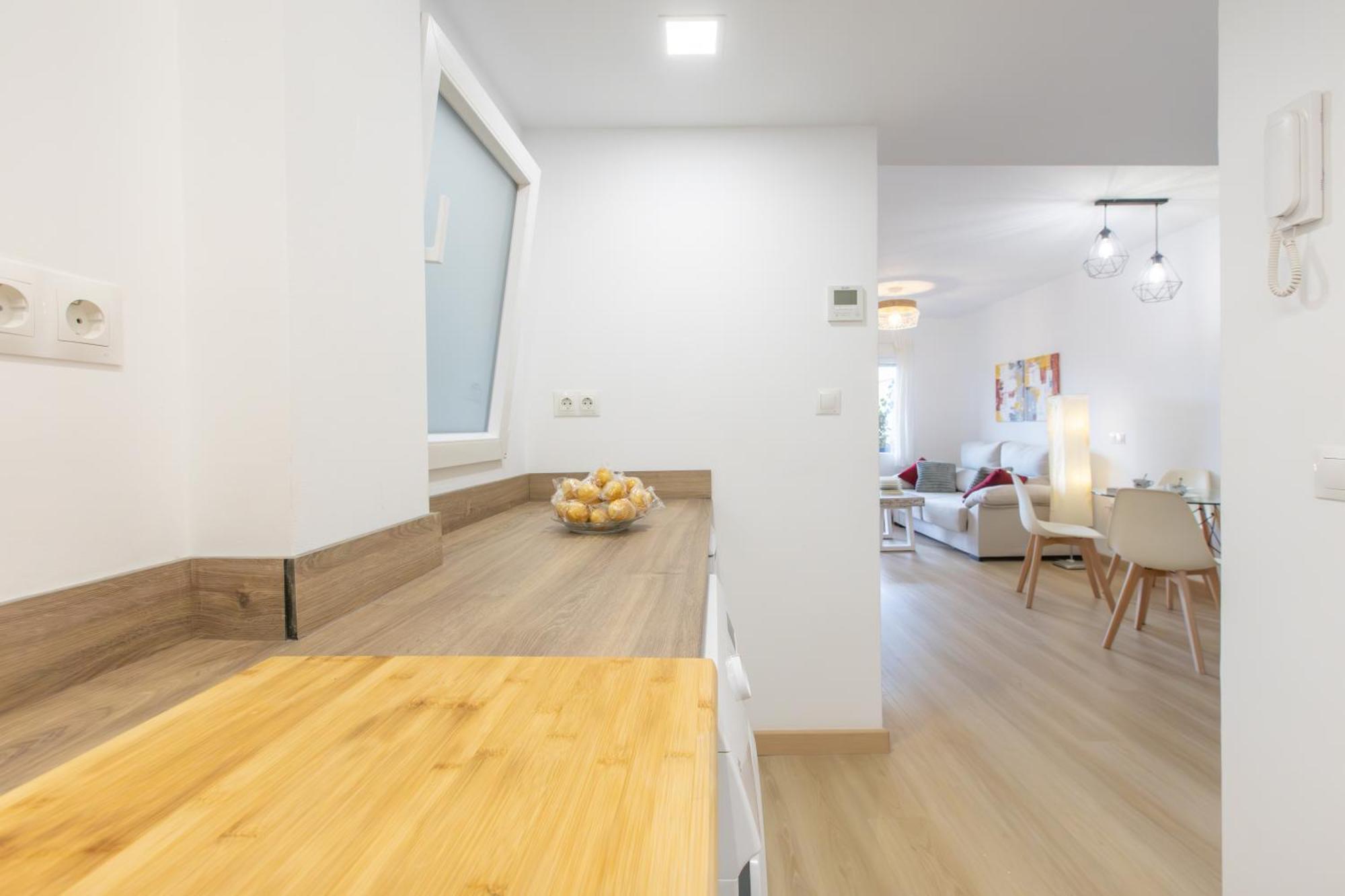 Homely San Juan De Letran Con Terraza Apartamento Málaga